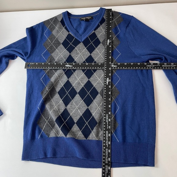 Banana Republic Sweater Mens Medium Blue Gray Merino Wool Argyle Preppy Office - Picture 5 of 7